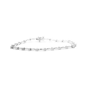 Dainty diamond fashion bracelet